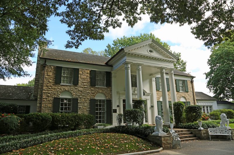 The white-columned mansion at Graceland, Elvis Presley's home