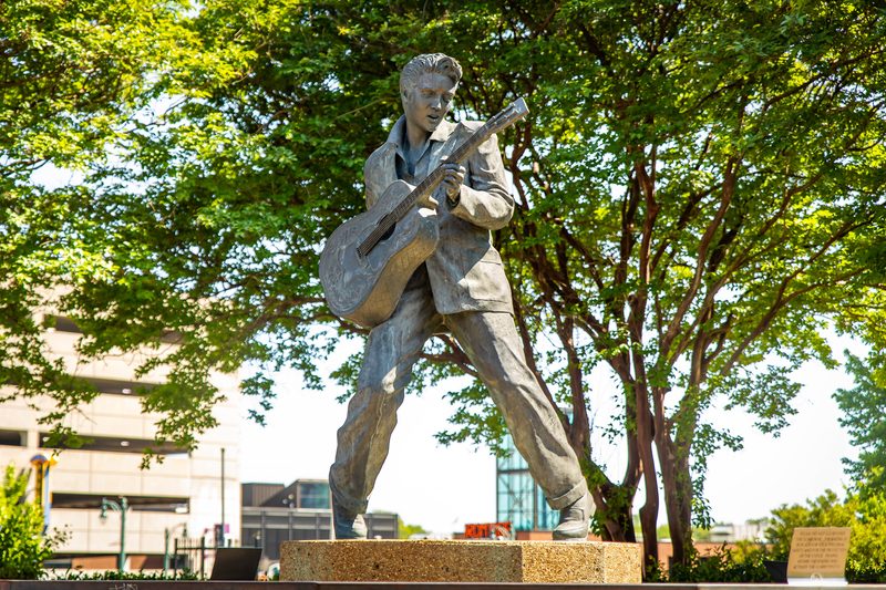 The Elvis Presley statue in Memphis