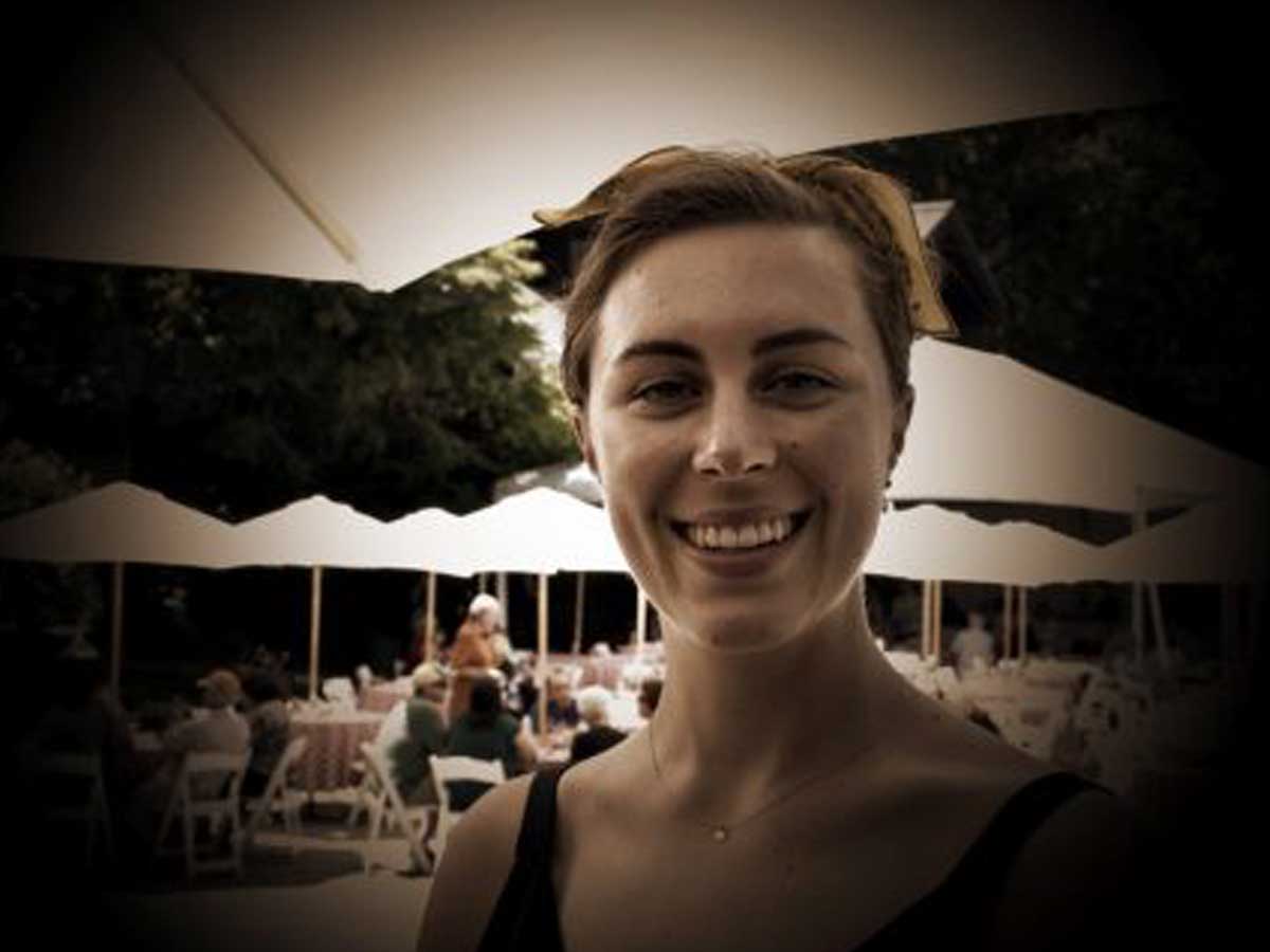 maddy-keenan-antique-500x331.jpg-stretch