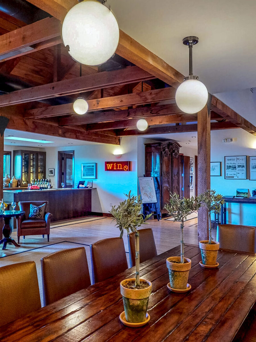 keenan-winery-spacious-tasting-room